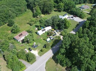 4370 Old Metal Rd, Palmyra, TN 37142