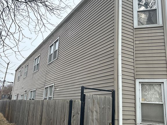 2nd image of 8456 S Buffalo Ave