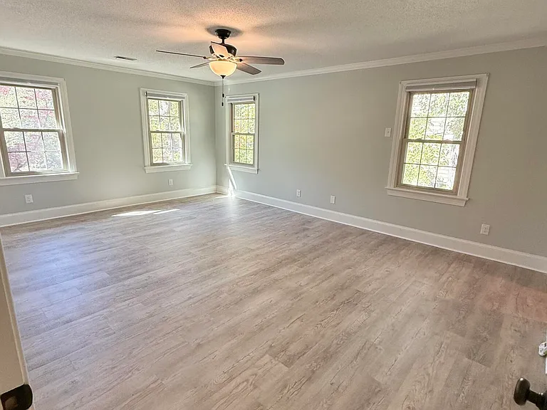 703 Daventry Dr — Photo 46