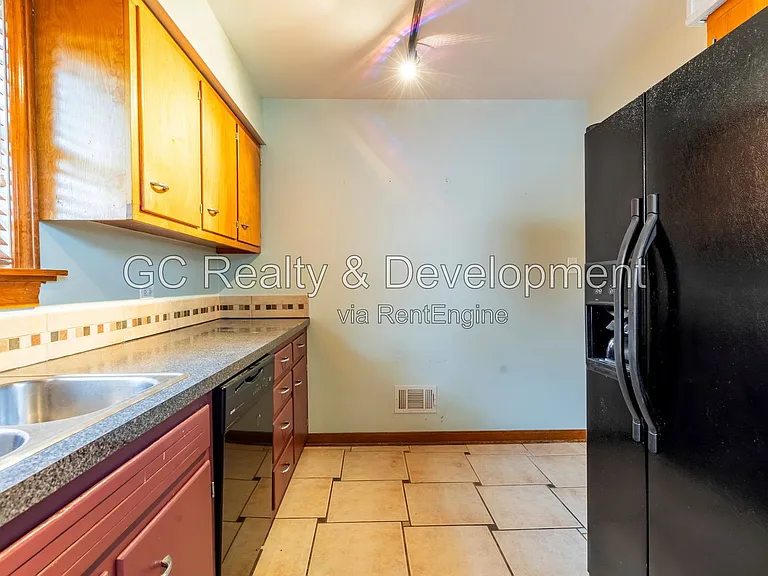 751 S Spring Rd — Photo 5