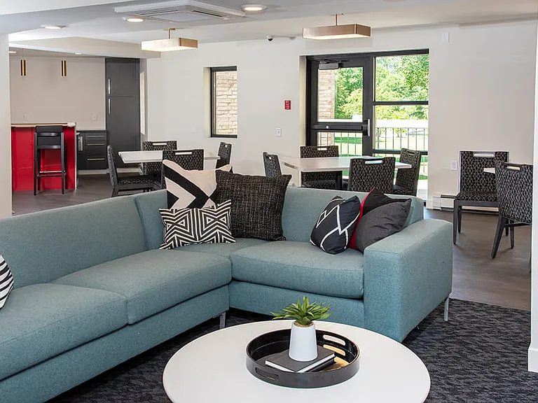 Eagan Place — Photo 16