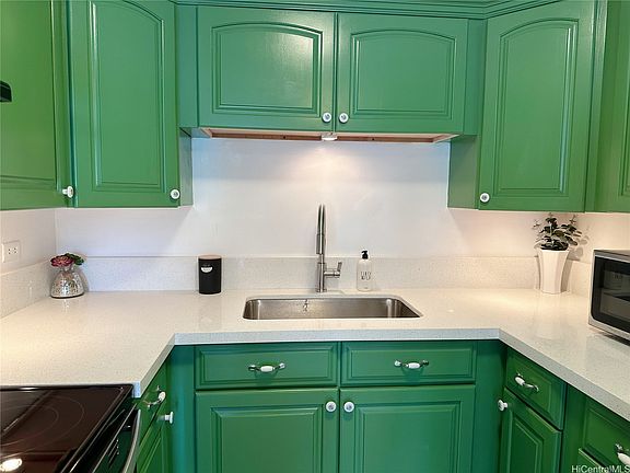 4th image of 303 Liliuokalani Ave APT 904