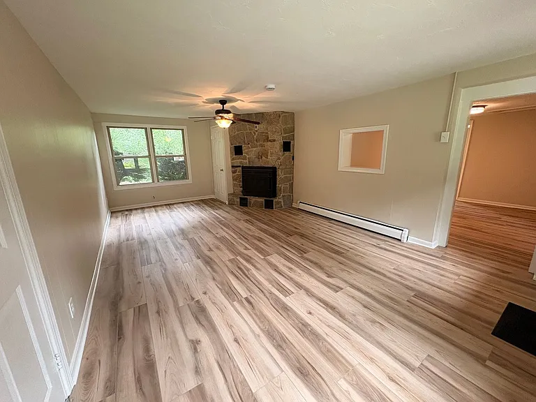 4317 Druck Valley Rd — Photo 3