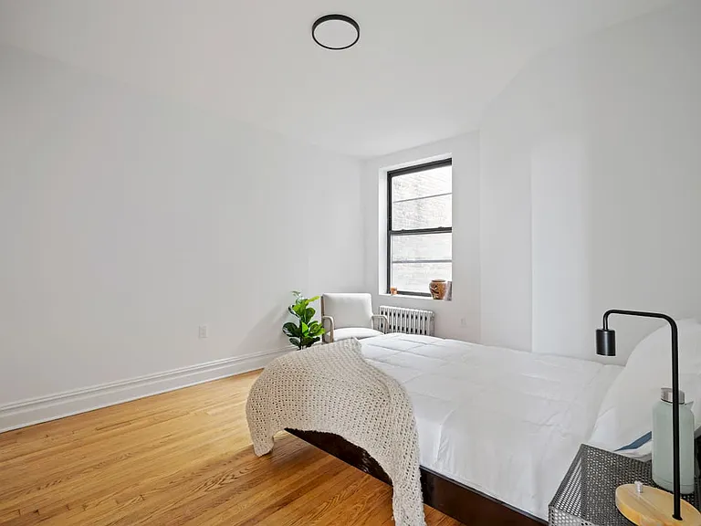 111 Greenpoint Ave #A3 — Photo 8
