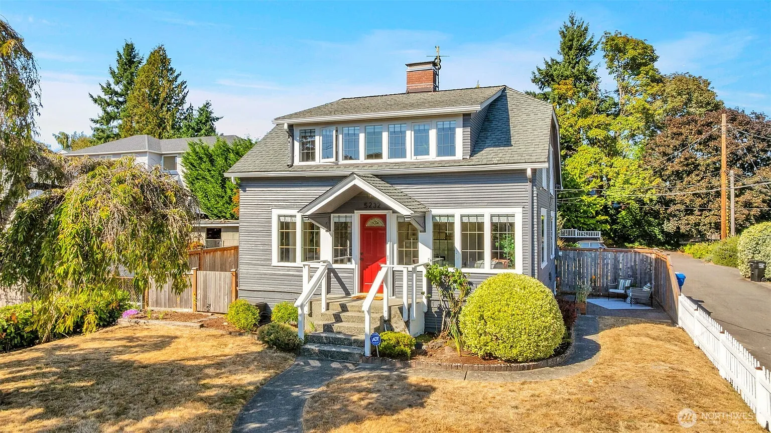5232 S Holly Street photo 1