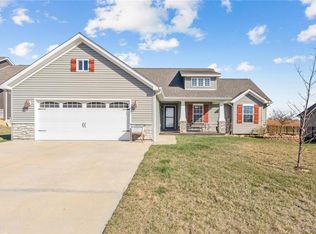 440 Cass Dr, Troy, MO 63379