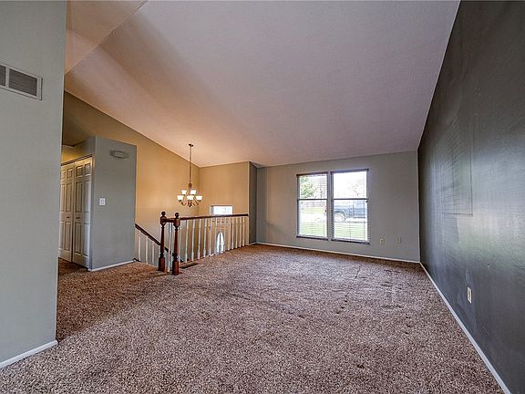 5th image of 421 Rampart Blvd