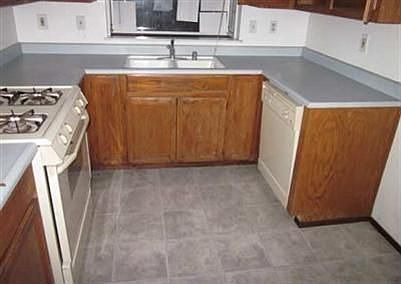 2nd image of 1629 Winston Cir