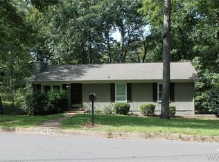 2734 Colonial Dr NE, Tuscaloosa, AL 35404