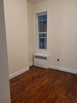 Rented by R New York | media 4