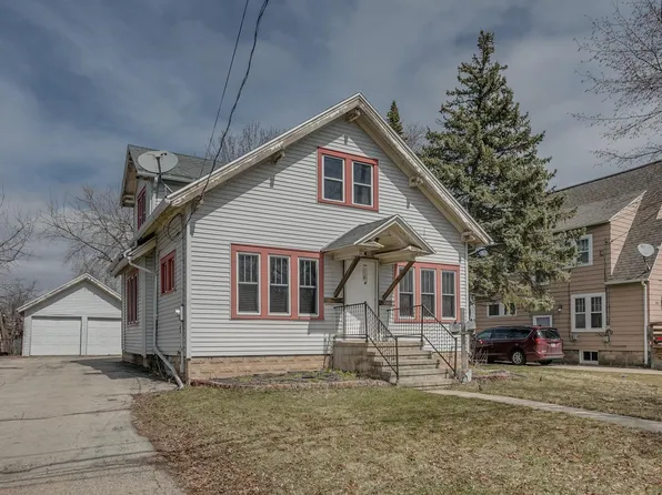 713 Main St, Neenah, WI 54956