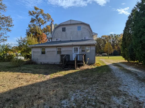 6472 W Us Highway 30, Wanatah, IN 46390