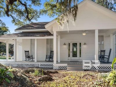 13580 N Wintzell Ave, Bayou La Batre, AL, 36509