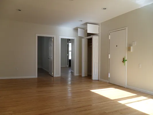 Rented by Brick&Mortar | media 12