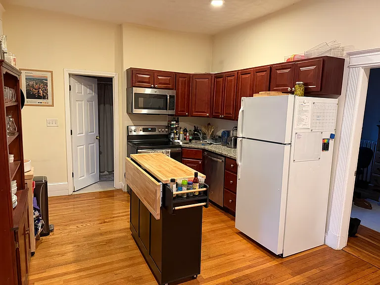 1286-1320 Comm units — Photo 35