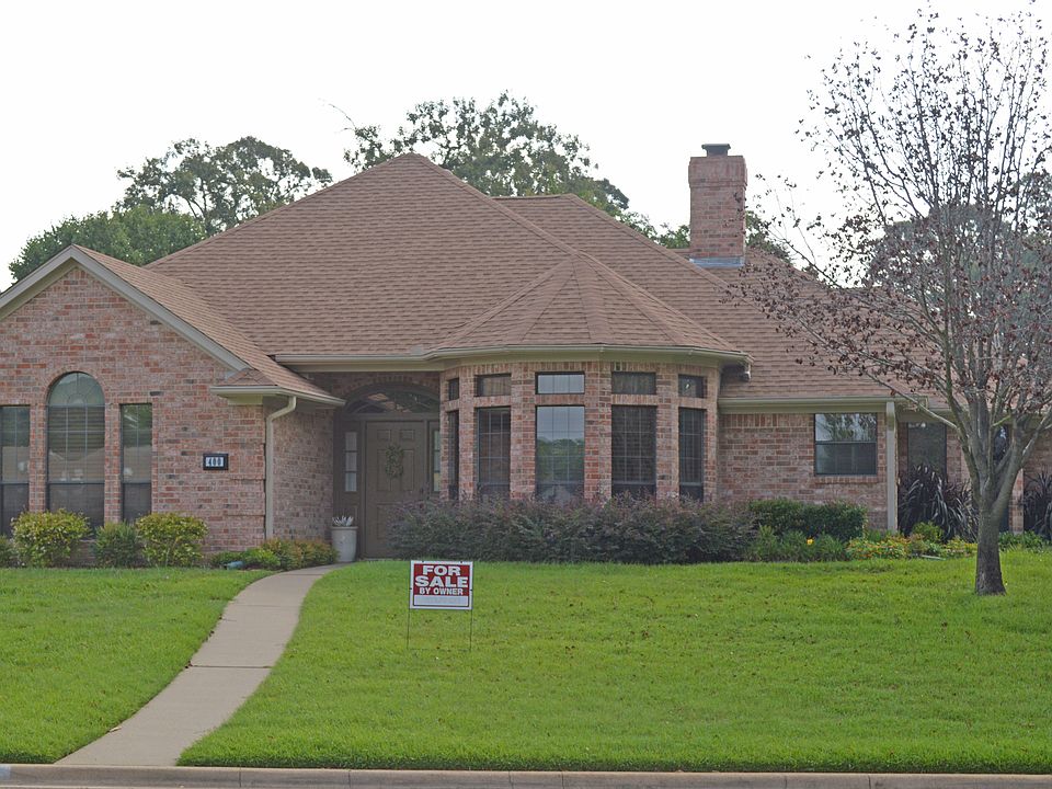1st image of 400 Lakewood Dr
