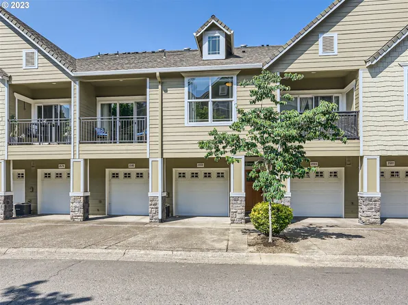 3555 Summerlinn Dr, West Linn, OR 97068