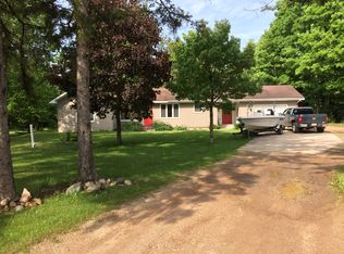 11047 N River Ln, Cornell, MI 49818