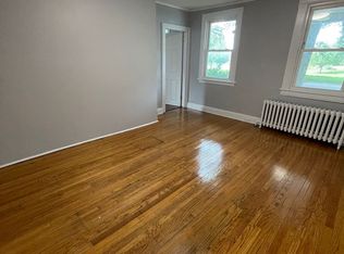 290 South St FLOOR 1, Newburgh, NY 12550