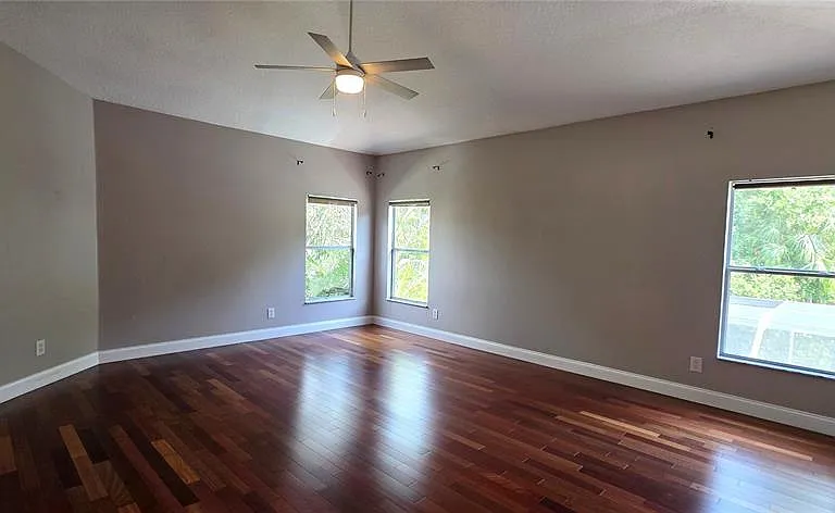 11609 Greensleeve Ave — Photo 28