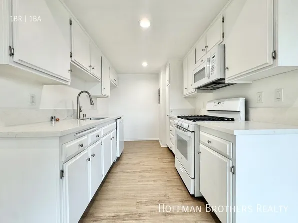 12235 Magnolia Blvd #306, Valley Village, CA 91607