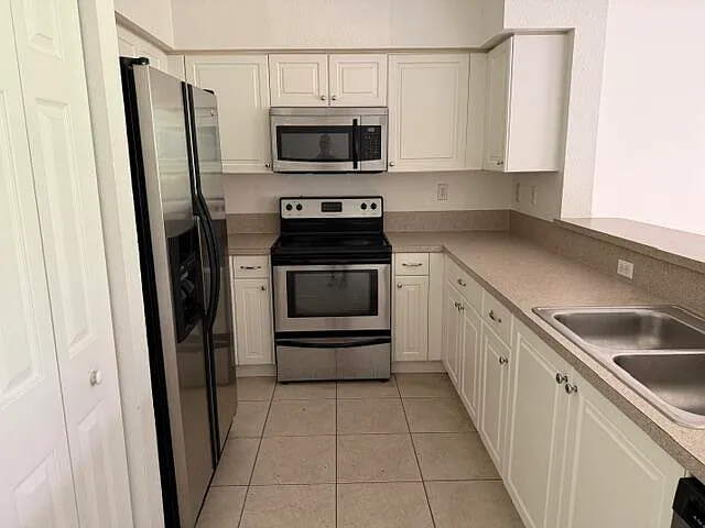 8330 SW 29th St #103 — Photo 10