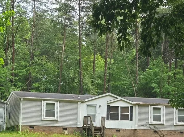 121 Granat Rd, Stoneville, NC 27048