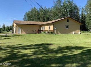 2437 Mission Rd, North Pole, AK 99705