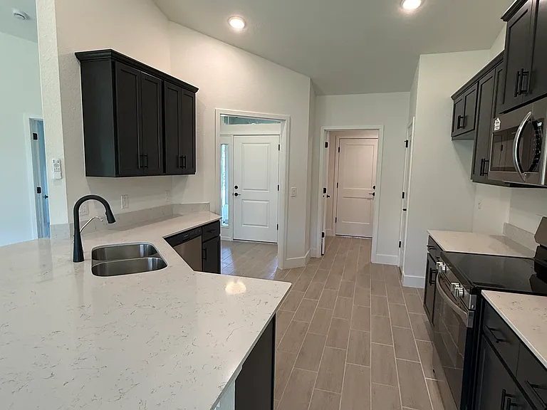 5796 Casanova Ave — Photo 4