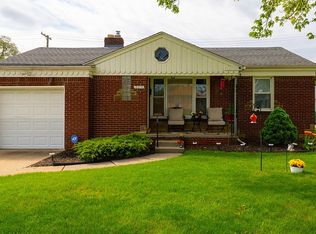 18030 Rosetta Ave, Eastpointe, MI 48021