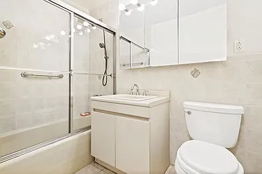 Sold by Avenue Sotheby's International Realty