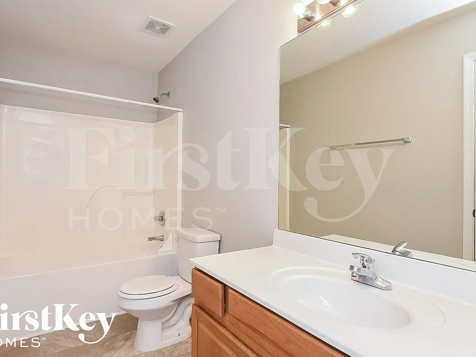 4 bed, 3.0 bath, 2115 sqft, $2,640 — Photo 1
