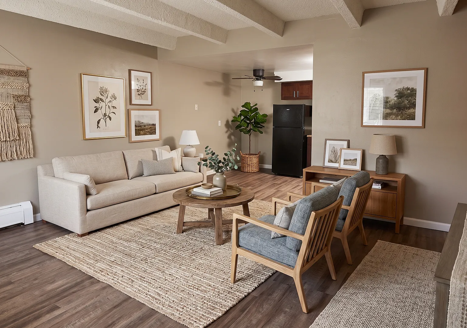 Club Apartments — Photo 3