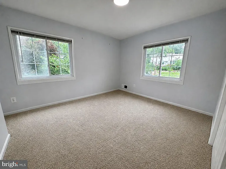 10710 Ashby Pl — Photo 10