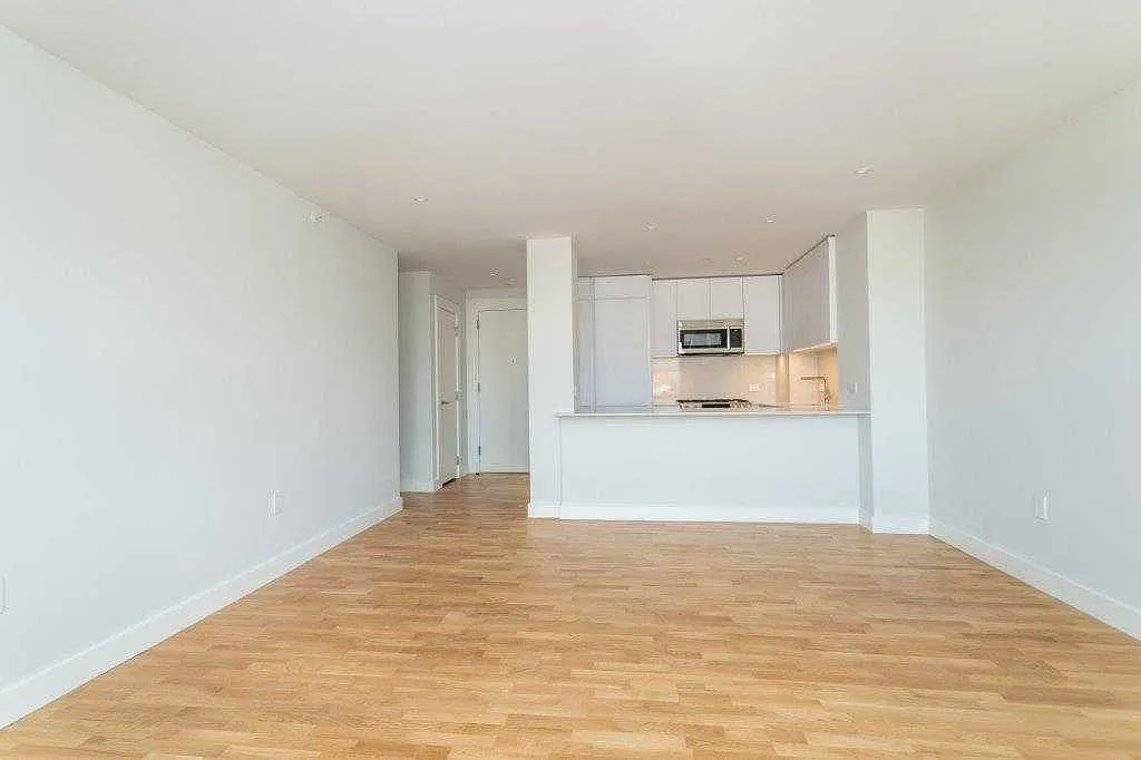 3 bed, 1.5 bath, $4,895 — Photo 1