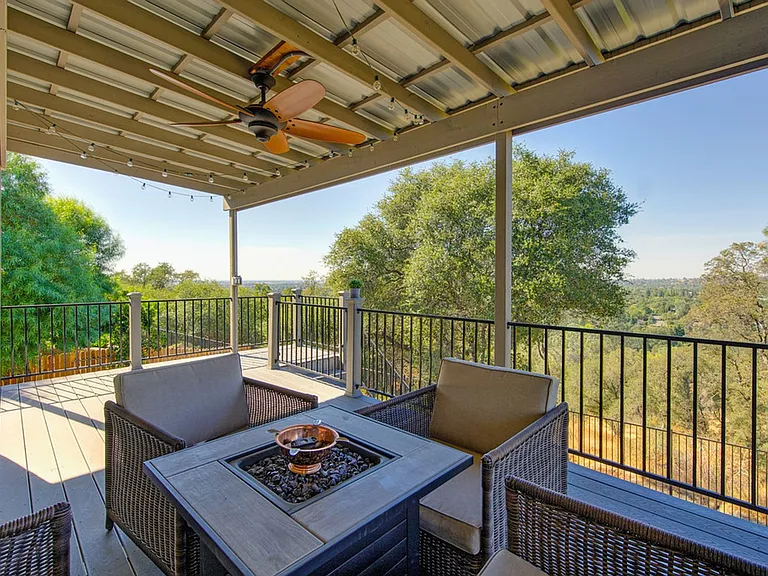 7029 Pembroke Way — Photo 101