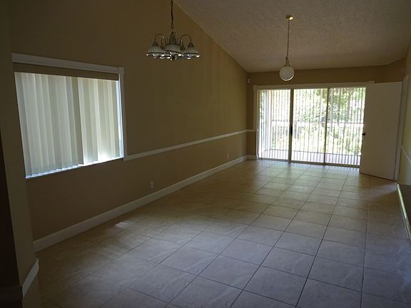 4th image of 9450 SW 140th Ct #9450