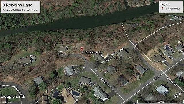 2nd image of 9 Robbins Ln