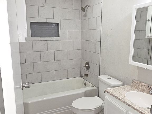 3rd image of 1218 Wagner St