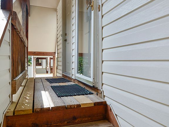 3rd image of 18282 Windsor Hill Dr #407