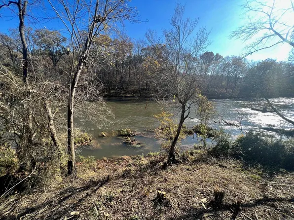 285 River Dr, Heber Springs, AR 72543