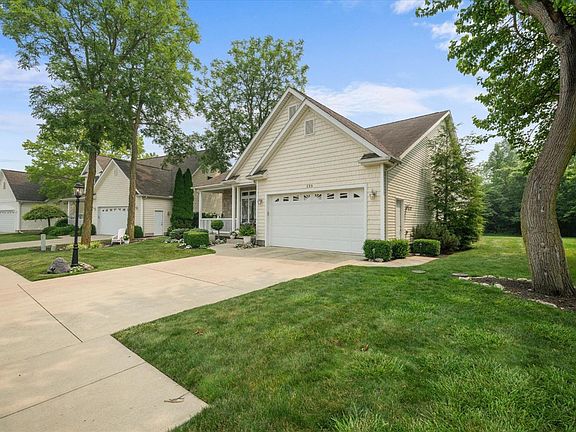 4th image of 133 Cottage Cove Dr
