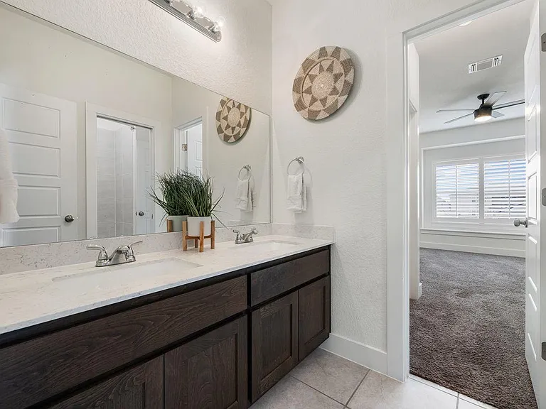 5604 Anaheim Ave — Photo 26