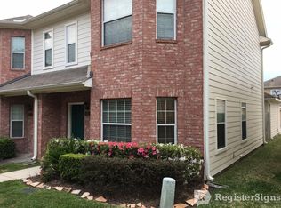 1911 Kemah Village Dr, Kemah, TX 77565