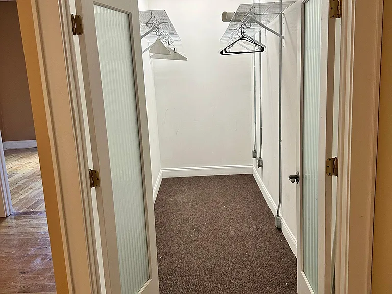 22 Walnut St #3A — Photo 12