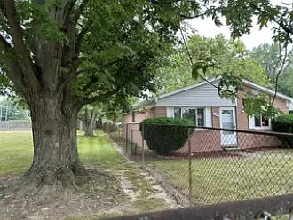 Gulley St, Taylor — Photo 2