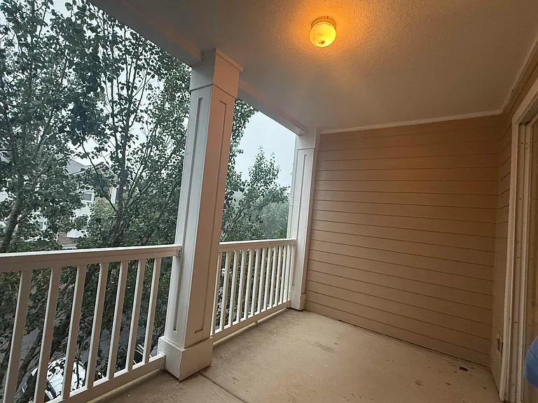 2801 Chancellorsville Dr #1326 — Photo 28