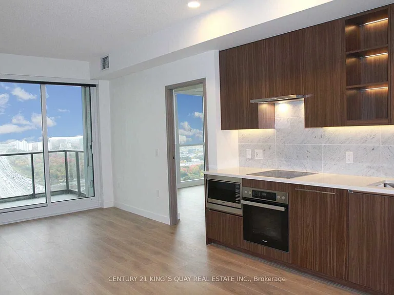 85 McMahon Dr #3701 — Photo 10