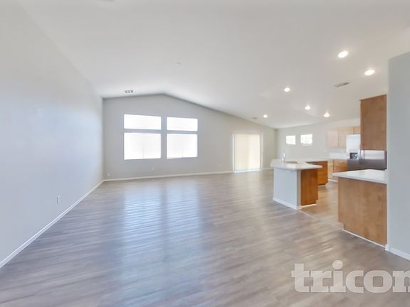 3rd image of 4119 W Delhi Ave