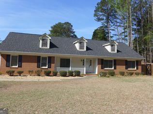 5657 High Meadow Dr, Norcross, GA 30092